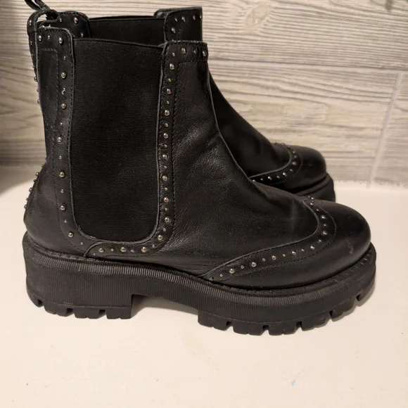 Allonsi Black Studded Chelsea Boots Size 10 - Picture 2 of 5